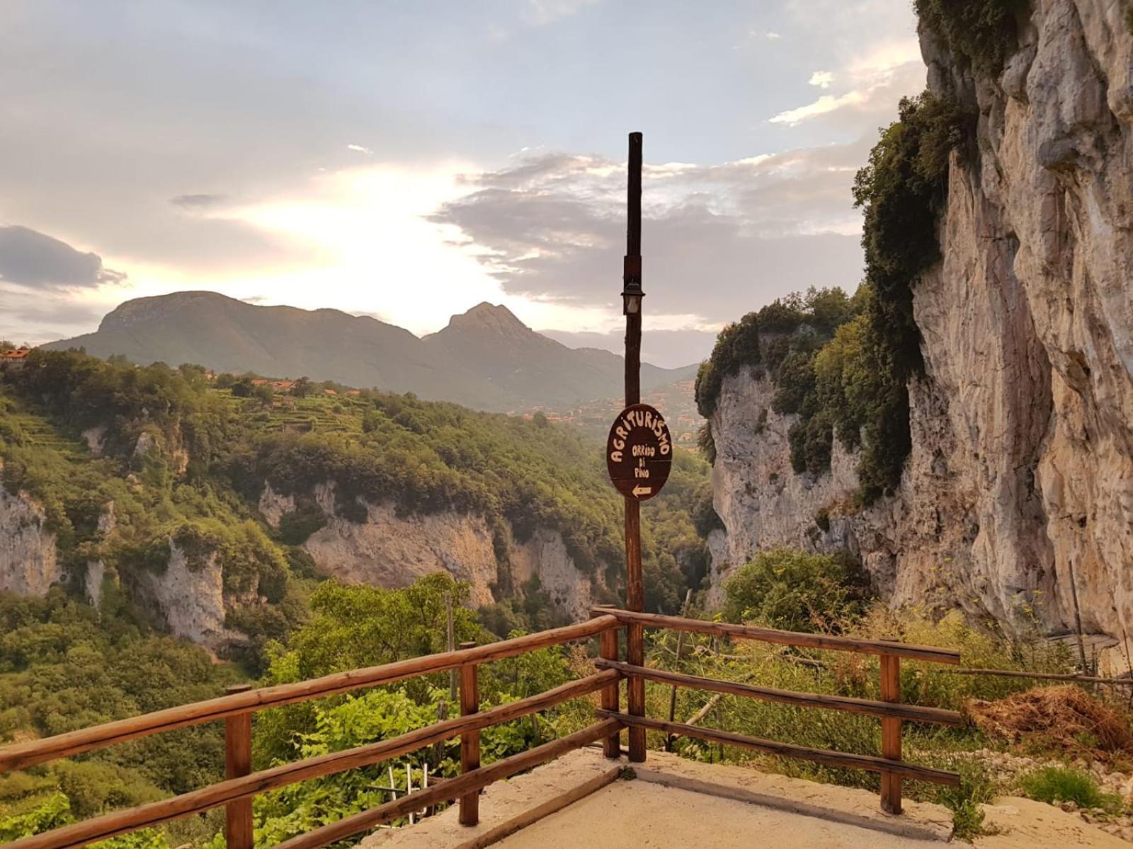 Agriturismo Orrido Di Pino อาเจโรลา ภายนอก รูปภาพ