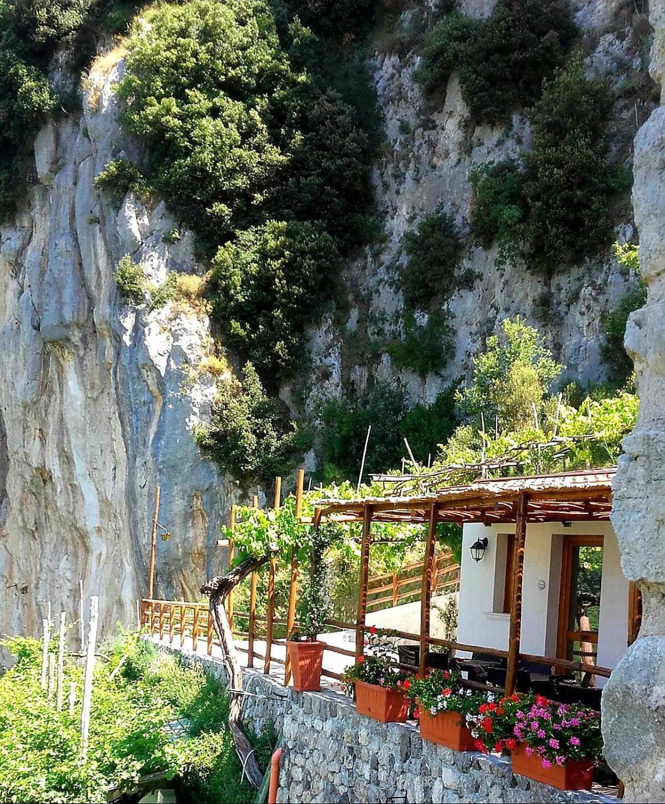 Agriturismo Orrido Di Pino อาเจโรลา ภายนอก รูปภาพ